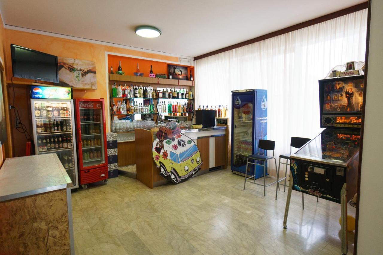 Hotel Flores Riccione Eksteriør billede